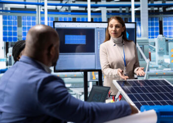 BNDES aprova R$ 280 milhões para WEG construir maior fábrica de baterias do Brasil