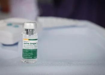 Instituto Butantan antecipa entrega de 1,3 milhão de doses da vacina contra dengue ao SUS