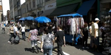 São Paulo tem mais de 12 mil ambulantes em bancas de rua, aponta pesquisa do Dieese