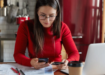 Dívidas com desconto: brasileiros podem regularizar situação financeira até 27 de março