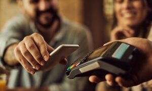 Cartão de crédito segue como preferido dos brasileiros, mesmo com avanço do Pix