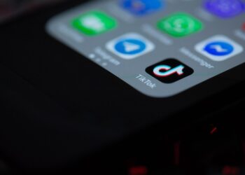 TikTok adicionou até R$ 37,3 bilhões ao PIB brasileiro, aponta estudo 22 TikTok adicionou até R$ 37,3 bilhões ao PIB brasileiro, aponta estudo