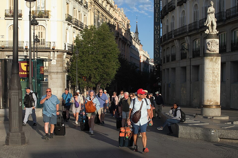 Brasil registra segundo melhor quadrimestre da história em chegada de turistas internacionais Turistas Madrid 01