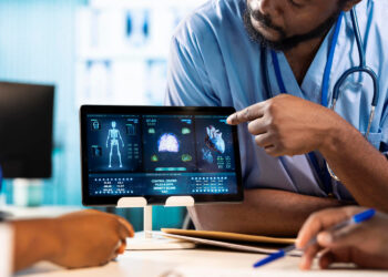 Uso de inteligência artificial avança na saúde brasileira, mas ainda se concentra em tarefas operacionais