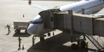 CMN regulamenta linha emergencial de crédito para companhias aéreas com limite de R$ 1 bilhão 16 CMN regulamenta linha emergencial de crédito para companhias aéreas com limite de R$ 1 bilhão