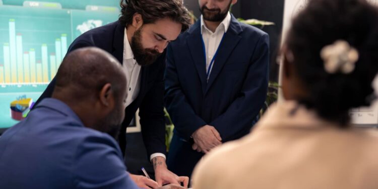 O que analisar antes de investir dinheiro em tráfego, equipe ou mentoria? 14 Foto:Magnific