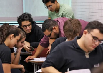 Qual é a melhor estratégia de estudos para o vestibular? Especialista dá dicas para uma boa rotina 13 Qual é a melhor estratégia de estudos para o vestibular? Especialista dá dicas para uma boa rotina