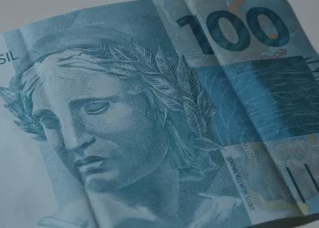 Desenrola 2.0 leva 1,4 milhão de trabalhadores ao aplicativo do FGTS 22 Desenrola 2.0 leva 1,4 milhão de trabalhadores ao aplicativo do FGTS