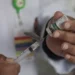 SESI promove vacinação de trabalhadores da indústria em todo o país