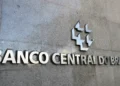 Mercado financeiro eleva previsão da Selic para 13,75% em 2026