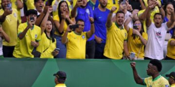 Golpes ligados à Copa de 2026 quase dobram no Brasil e acendem alerta para fraudes digitais 15 Golpes ligados à Copa de 2026 quase dobram no Brasil e acendem alerta para fraudes digitais
