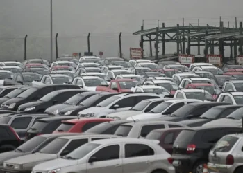 Produção e vendas de veículos registram forte crescimento em maio, aponta Anfavea 17 Produção e vendas de veículos registram forte crescimento em maio, aponta Anfavea