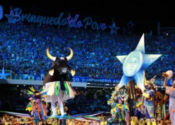 Caprichoso conquista o 59º Festival de Parintins com diferença de apenas 0,7 ponto 21 Caprichoso conquista o 59º Festival de Parintins com diferença de apenas 0,7 ponto