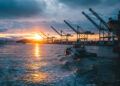 Com 80% do comércio mundial passando pelos oceanos, monitoramento ambiental ganha importância diante da expansão das atividades marítimas 29 Com 80% do comércio mundial passando pelos oceanos, monitoramento ambiental ganha importância diante da expansão das atividades marítimas