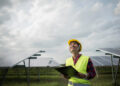Usina solar em comunidade de Niterói vai abastecer 19 creches e gerar economia de R$ 5 milhões por ano 20 Usina solar em comunidade de Niterói vai abastecer 19 creches e gerar economia de R$ 5 milhões por ano