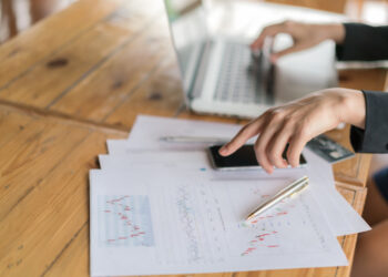 Revista Capital Econômico: O valor da informação certa, na hora certa! 33 Fechamento financeiro eficiente: método reúne seis passos para reduzir retrabalho e melhorar análises