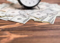 Dólar fecha estável, mas acumula queda de 1,82% em julho 20 Dólar fecha estável, mas acumula queda de 1,82% em julho