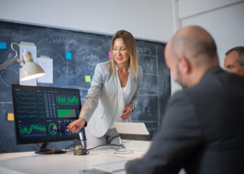 Sete sinais de que sua empresa precisa automatizar o cálculo de comissões