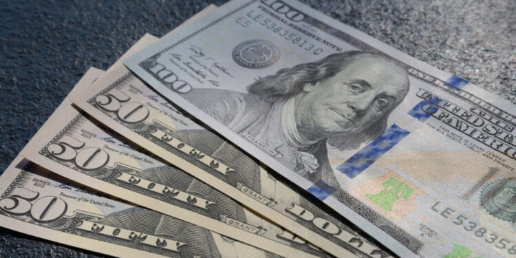 Dólar recua a R$ 5,14 e Bolsa sobe 1,85% com melhora do cenário externo 14 Foto:magnific