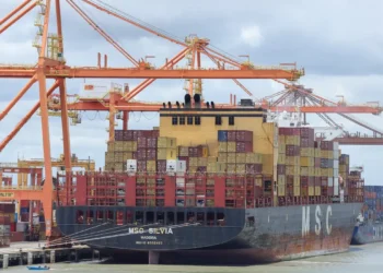 Balança comercial registra superávit de US$ 7 bilhões em julho, impulsionada por alta nas exportações 17 Balança comercial registra superávit de US$ 7 bilhões em julho, impulsionada por alta nas exportações