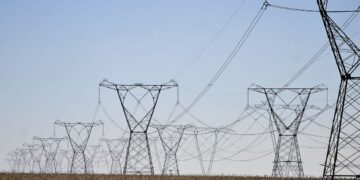 ONS aciona plano emergencial para conter excesso de energia pela segunda vez no ano 15 ONS aciona plano emergencial para conter excesso de energia pela segunda vez no ano