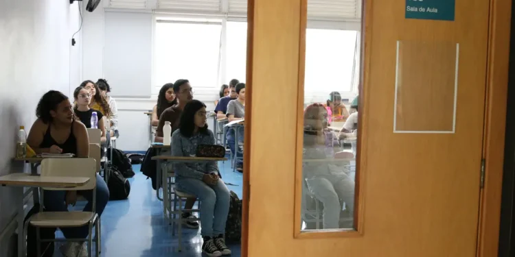 Inscrições para o vestibular da Fuvest começam na próxima segunda-feira 14 Foto:Rovena Rosa