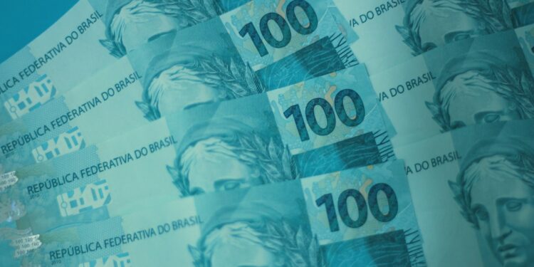 Ibovespa sobe 0,54% com avanço da Petrobras; mercado aguarda decisão sobre a Selic ibovespa aumento
