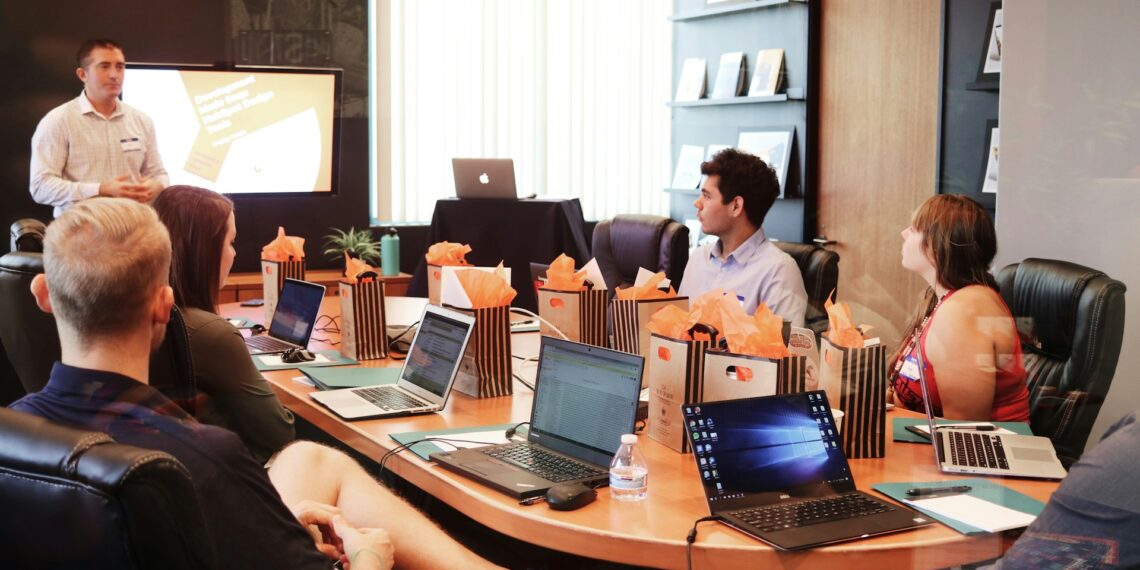 90% das empresas de tecnologia vendidas no Brasil não tiveram grandes captações, aponta estudo