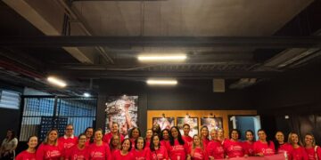 Outubro Rosa: Vasco e Botafogo unem torcidas em ação de conscientização sobre o câncer de mama 15 Outubro Rosa: Vasco e Botafogo unem torcidas em ação de conscientização sobre o câncer de mama