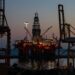 Petróleo WTI cai abaixo de US$ 88 com recuperação da oferta no Oriente Médio